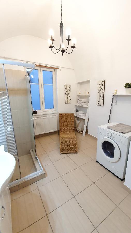 Varkeruelet Apartman Sopron Exterior photo